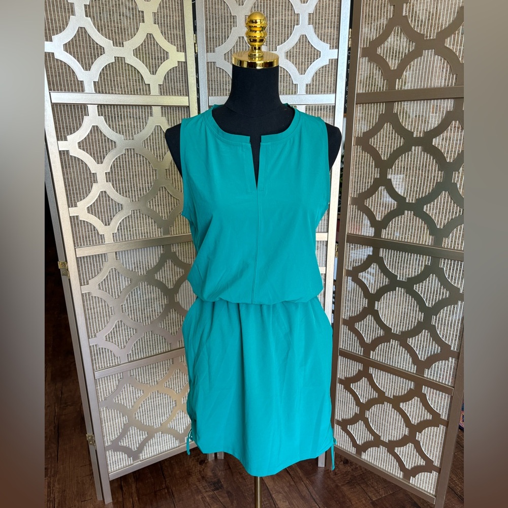 NWT | Lolë Gateway Sleeveless Dress